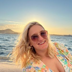 Meet your Posher, Sam